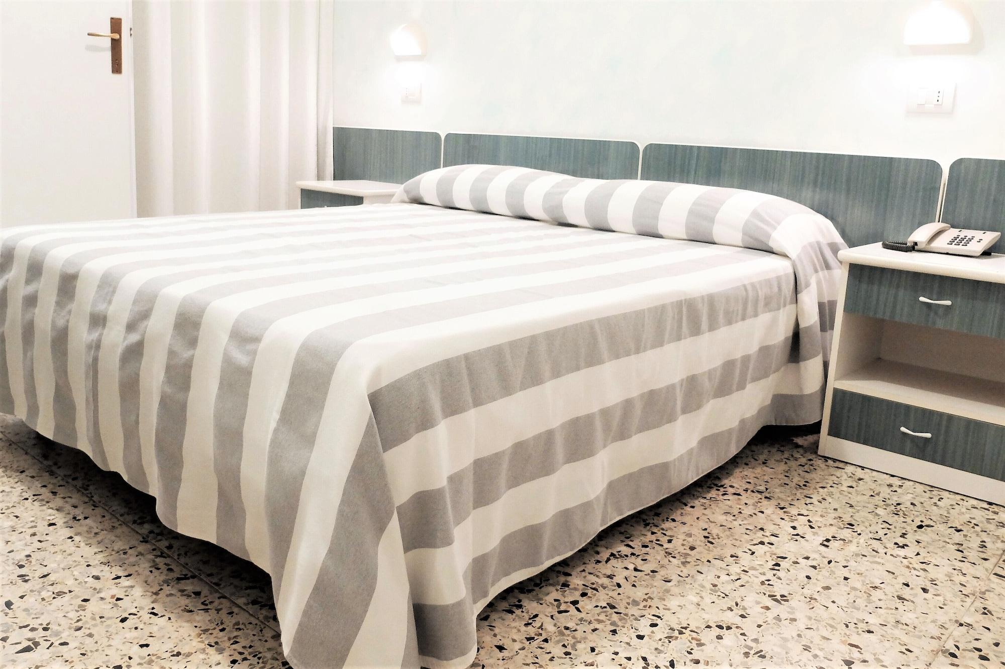 Hotel Aurea ريميني المظهر الخارجي الصورة