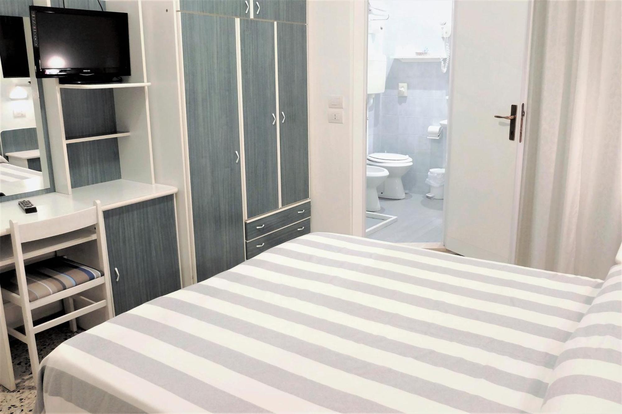Hotel Aurea ريميني الغرفة الصورة