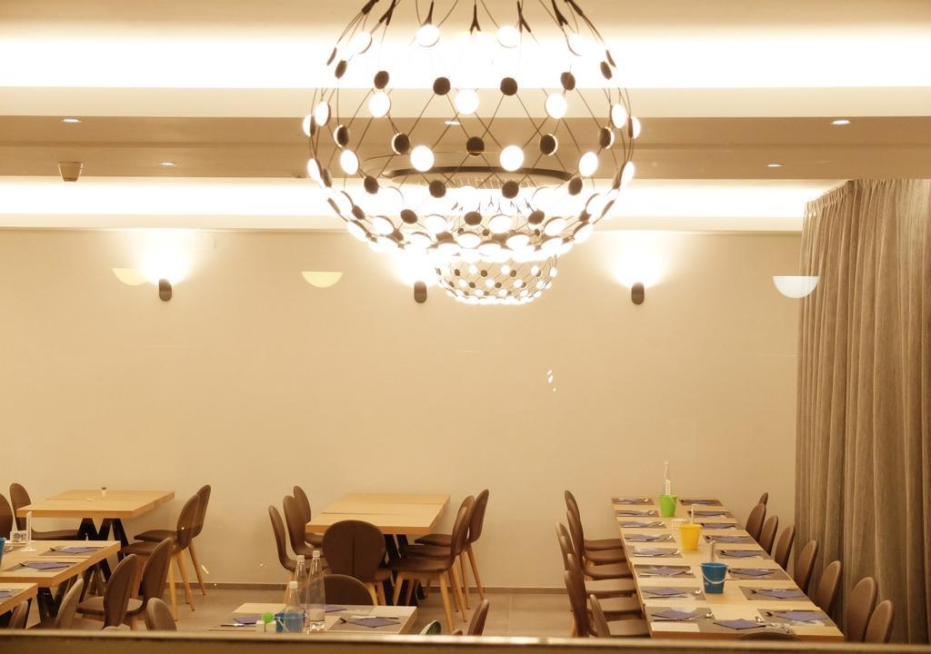 Hotel Aurea ريميني المظهر الخارجي الصورة